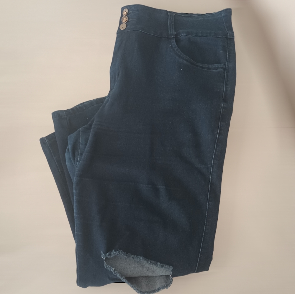 COLOMBIAN JEANS